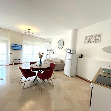 Trani Suite - Moro 10 Экстерьер фото